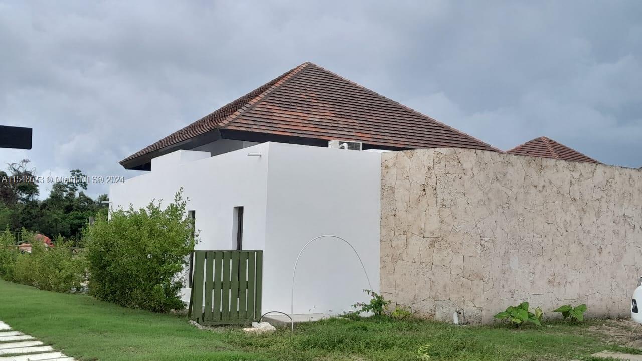 Spectacular Single Family Home